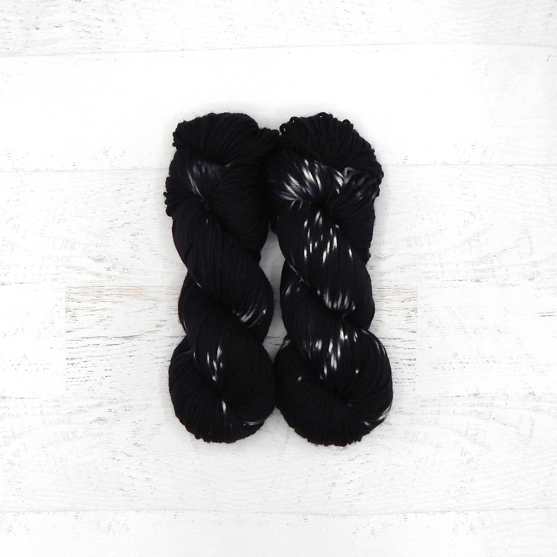 Black Tie - Floofy DK