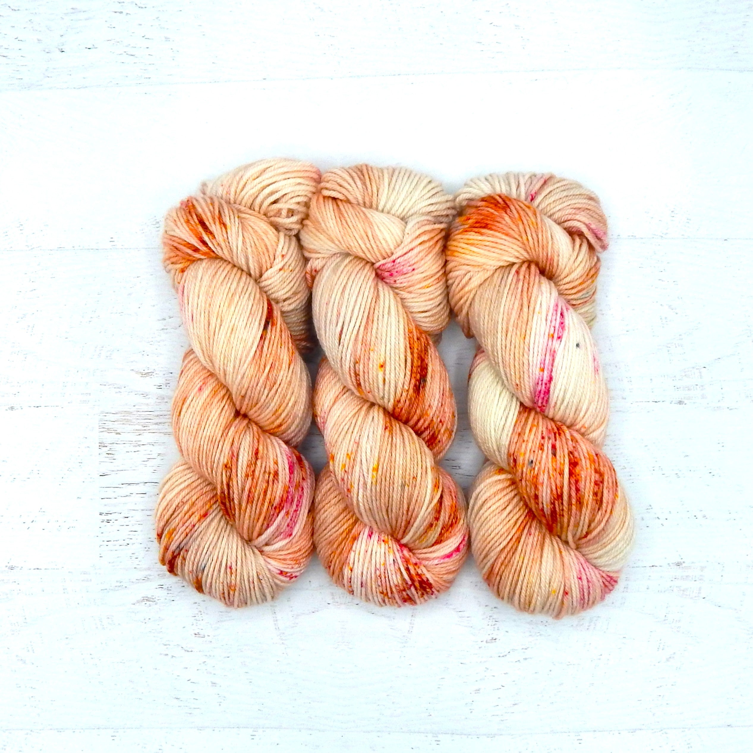 Spicey Salmon - Floofy DK