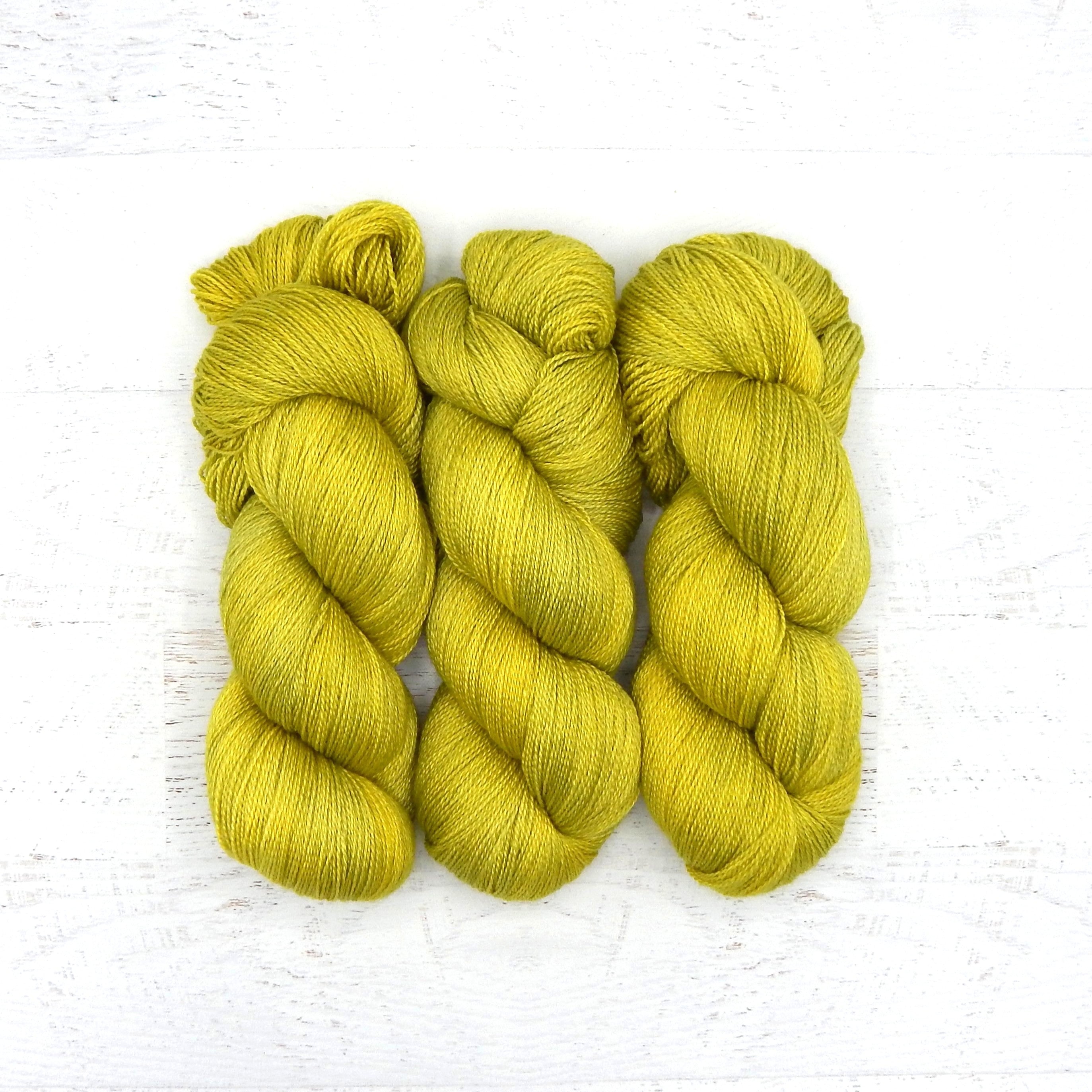 Googley Bear - Squish Silk Lace